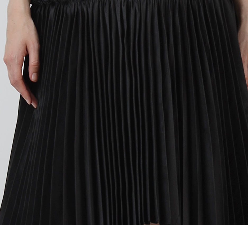 Knife pleats