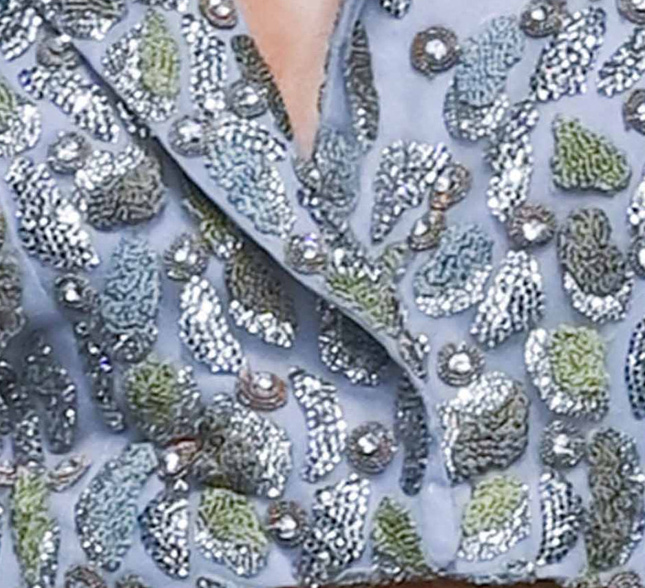 French knots and crystals