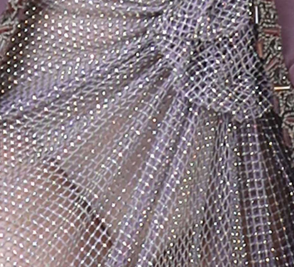 Shimmering mesh