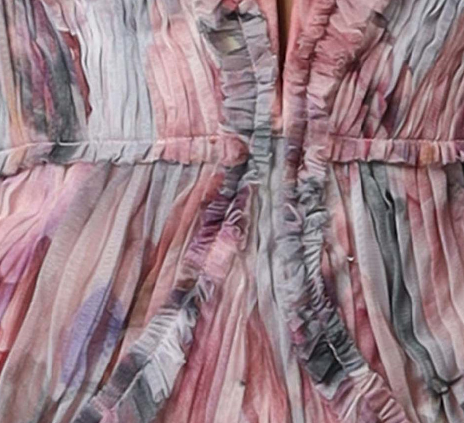 Watercolour ruffles