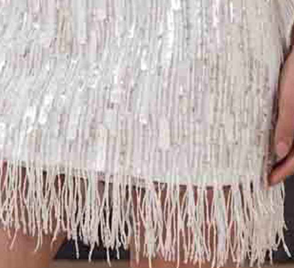 Paillettes and fringe