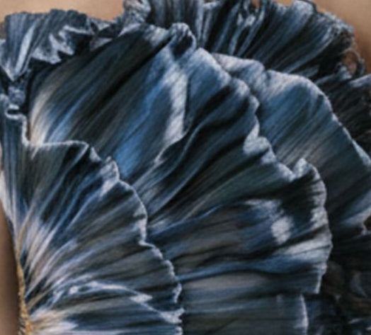 Radiating pleats