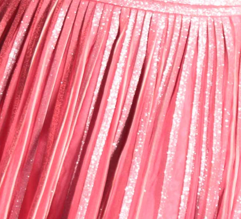 Shimmering pleats