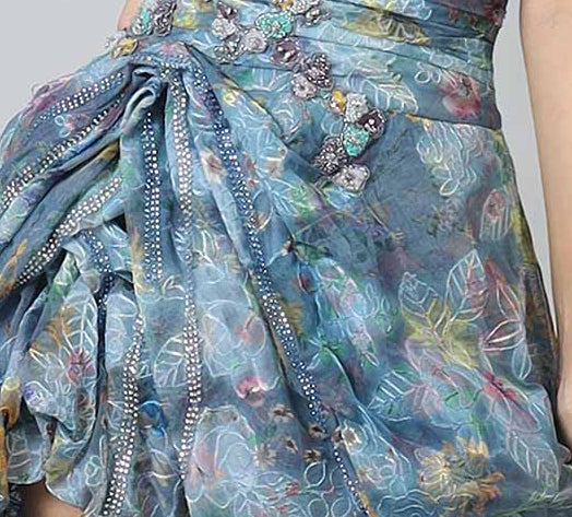 Embroidered lace