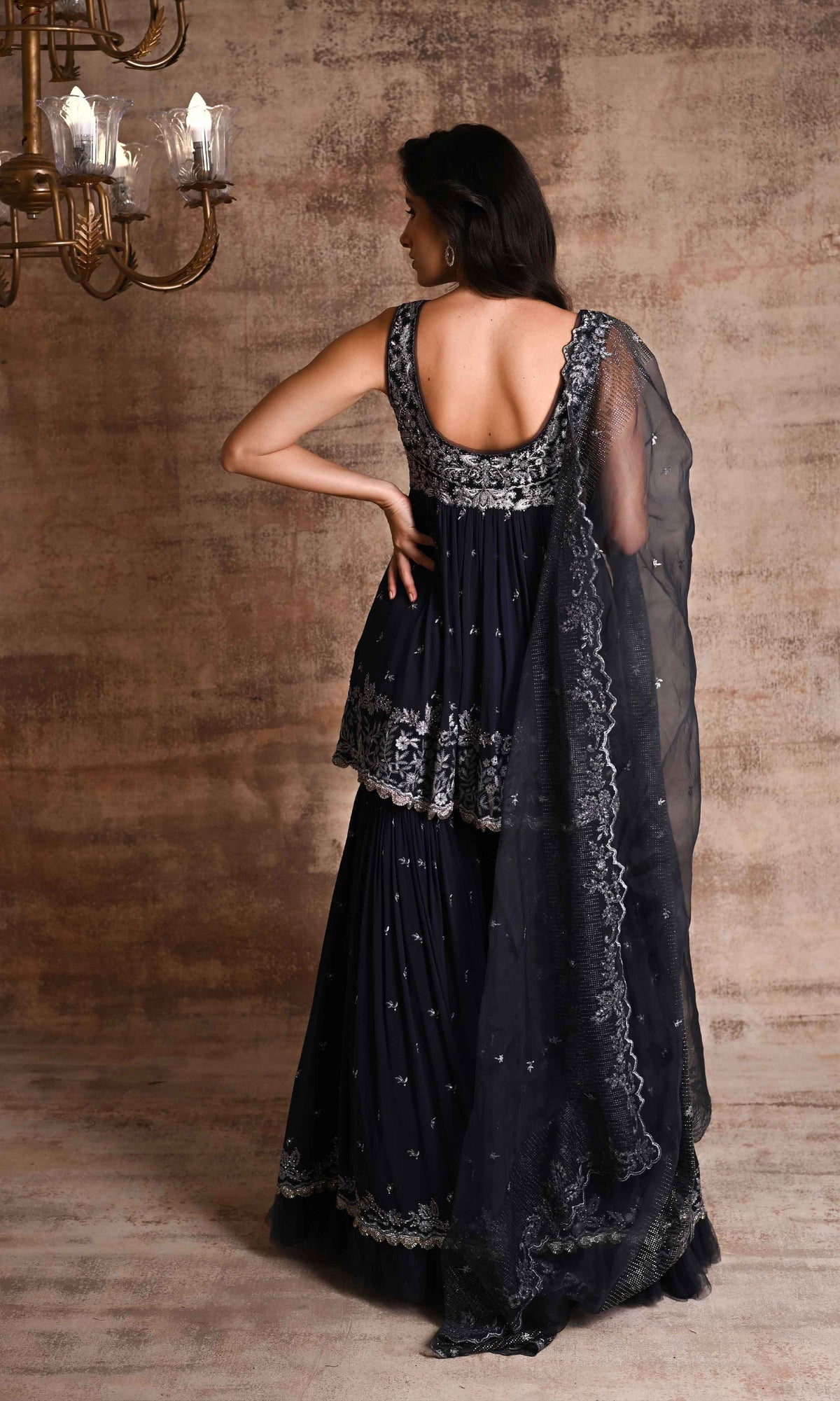 Nushin Sharara set