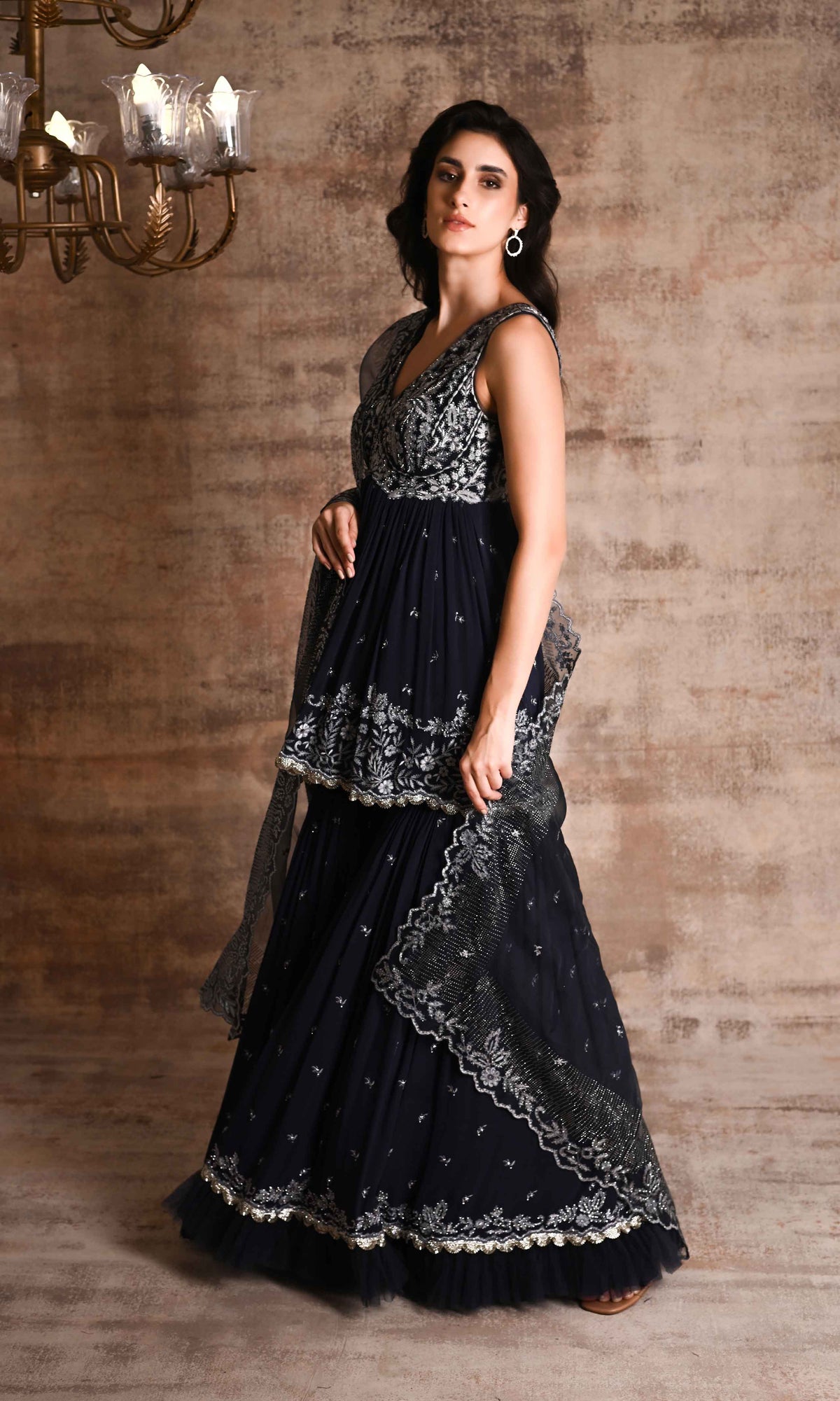 Nushin Sharara set