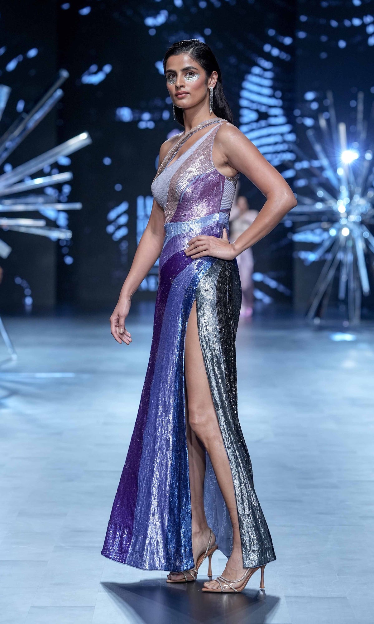 Gowns for women party wear
