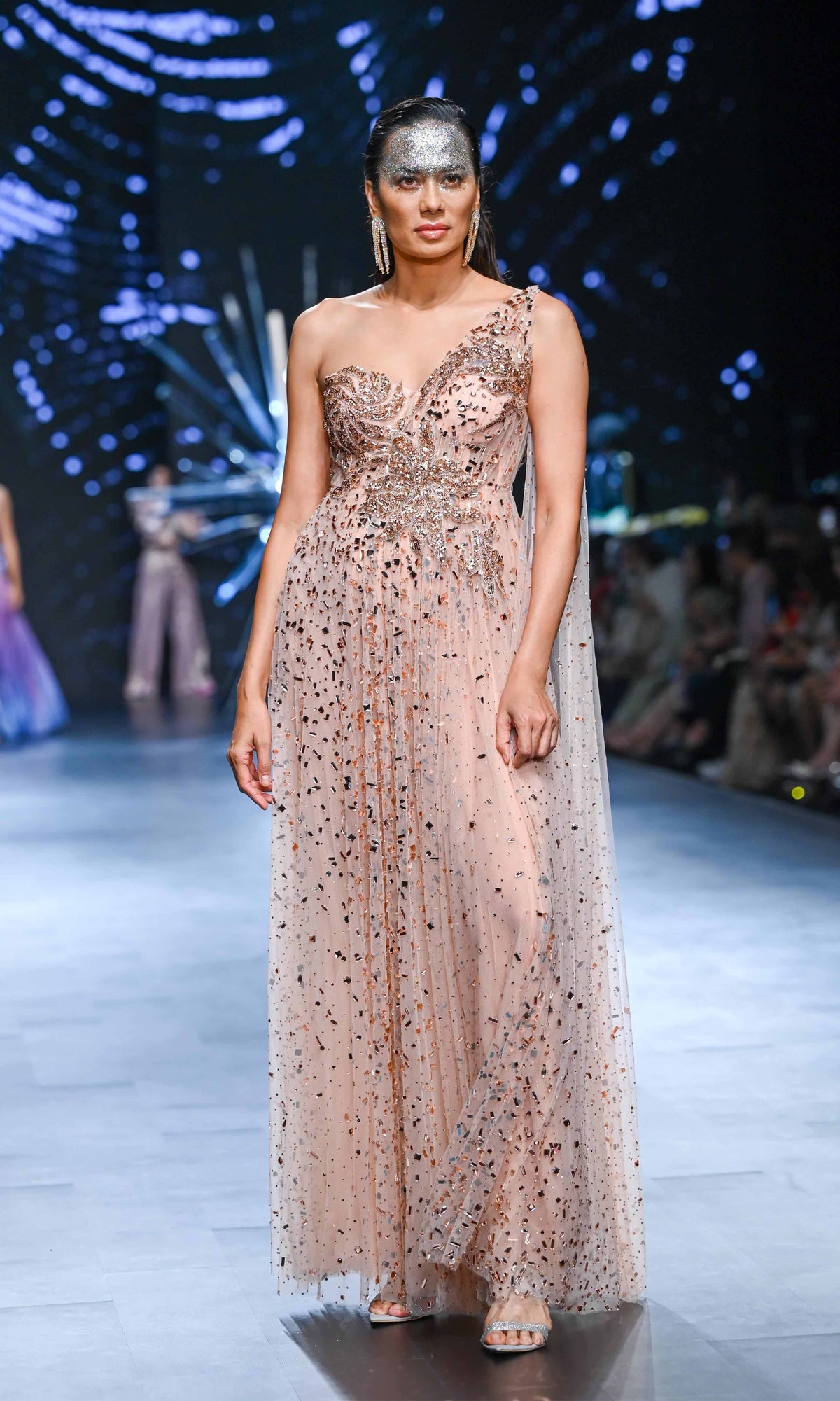 Gowns for women party wear