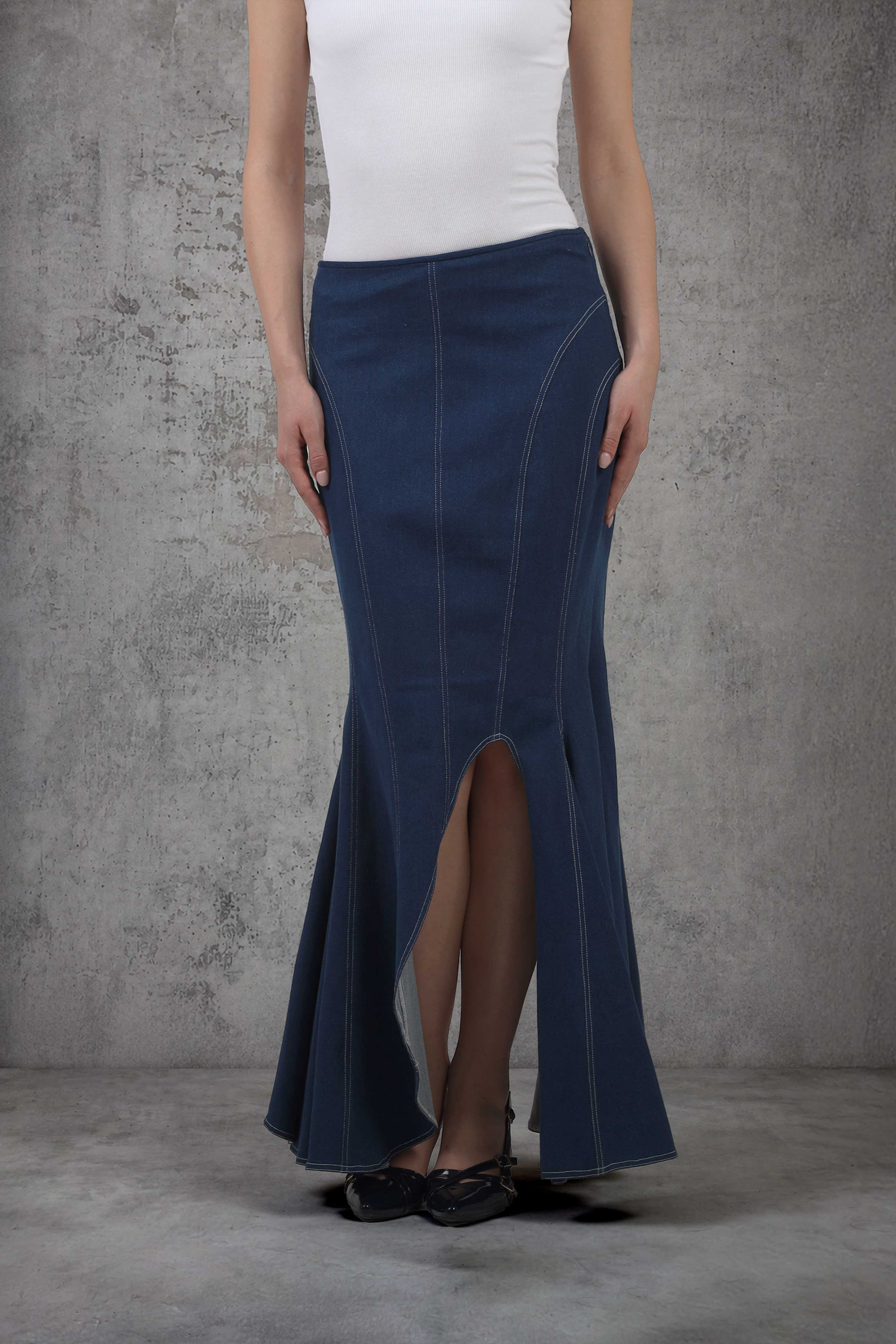 Topstitched flare