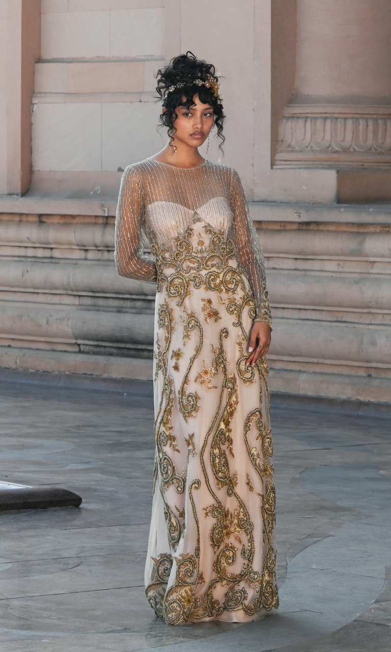 Gowns for women party wear