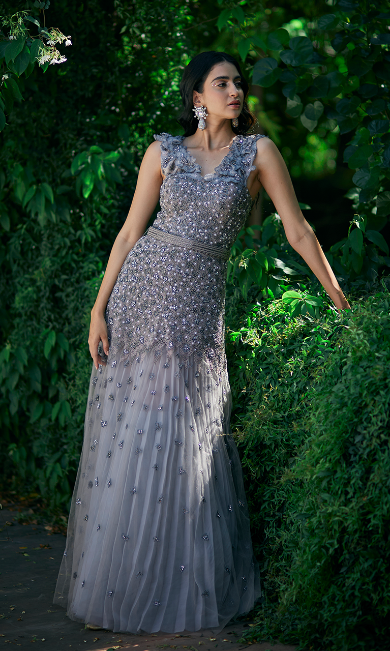 Gowns for women party wear