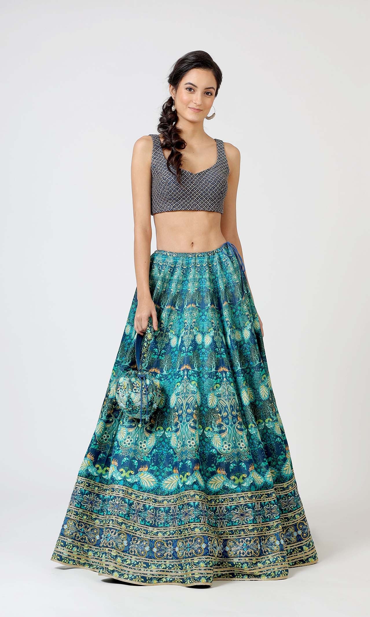Paisley print and border
