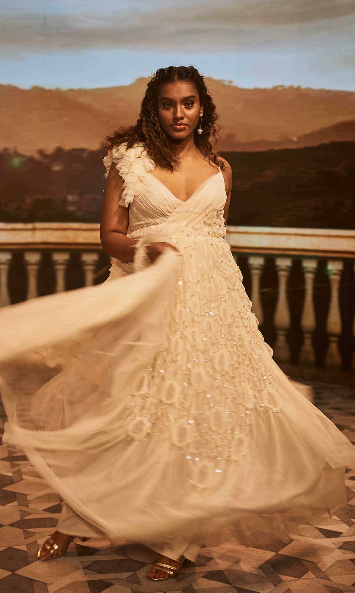 Gowns for women party wear