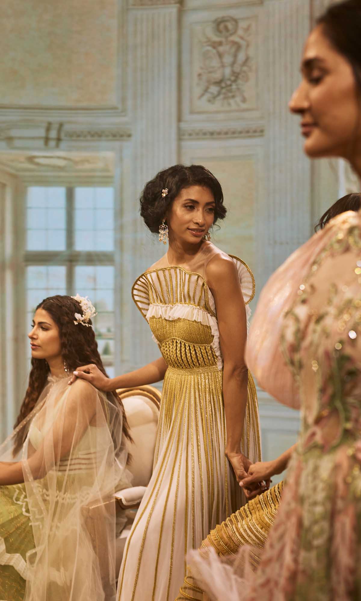 Gowns for women party wear
