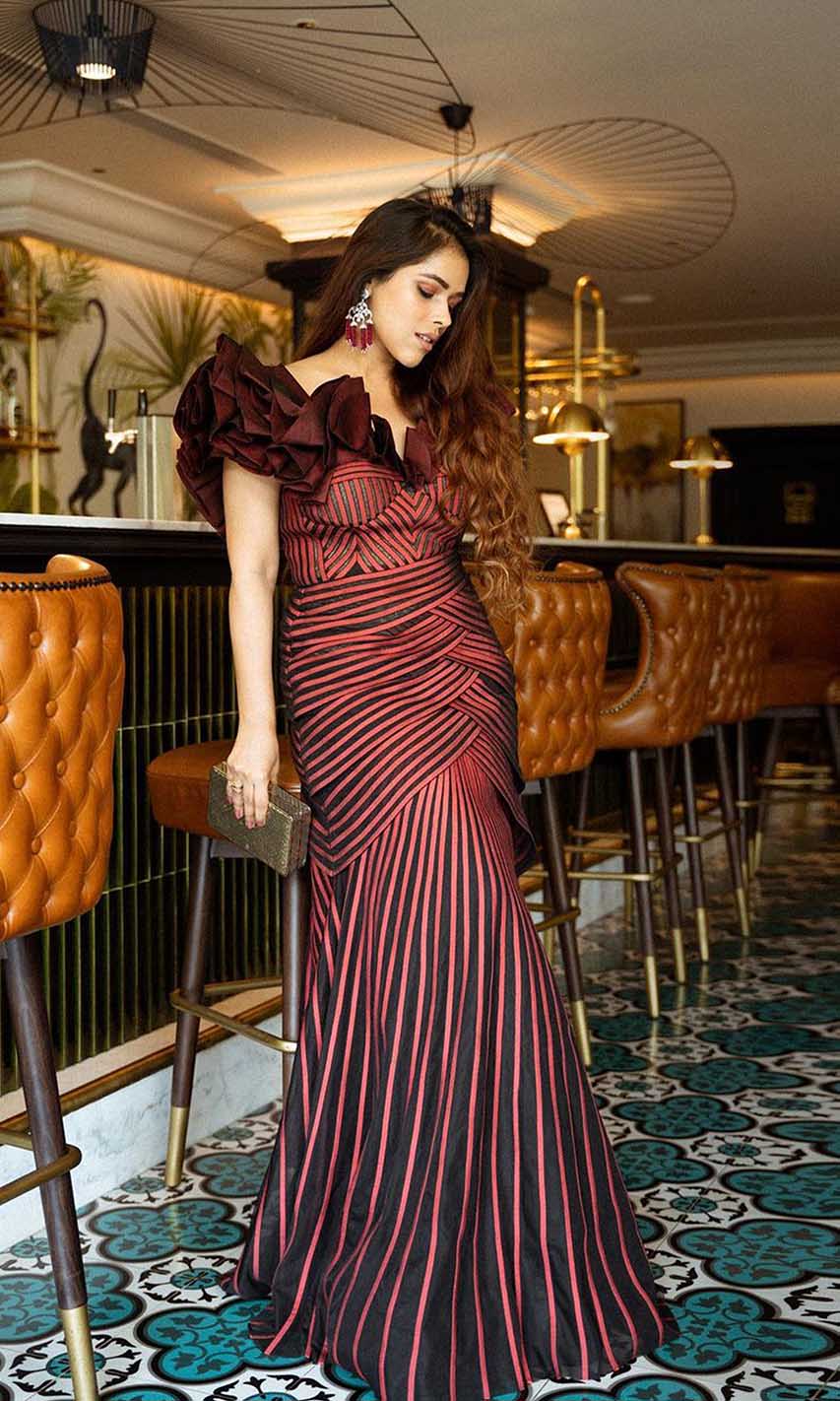 Vivienne Contoured Gown