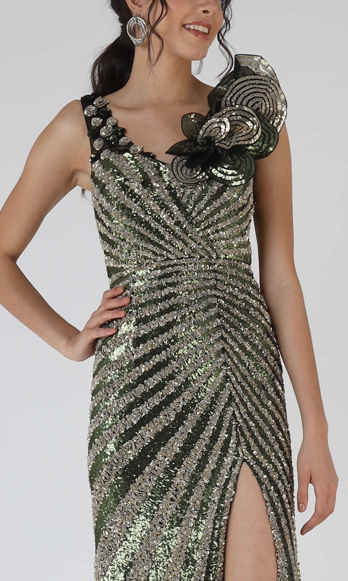 Gowns for women party wear