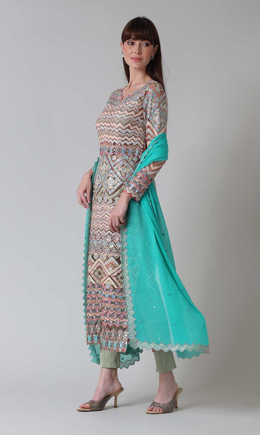 Aamaal Kurta Set