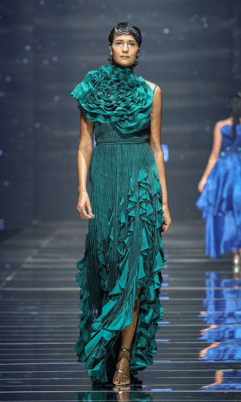 Gowns for women party wear