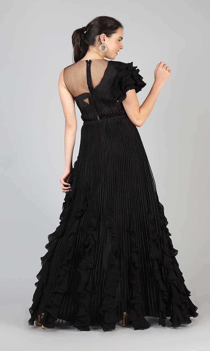 Gowns for women party wear