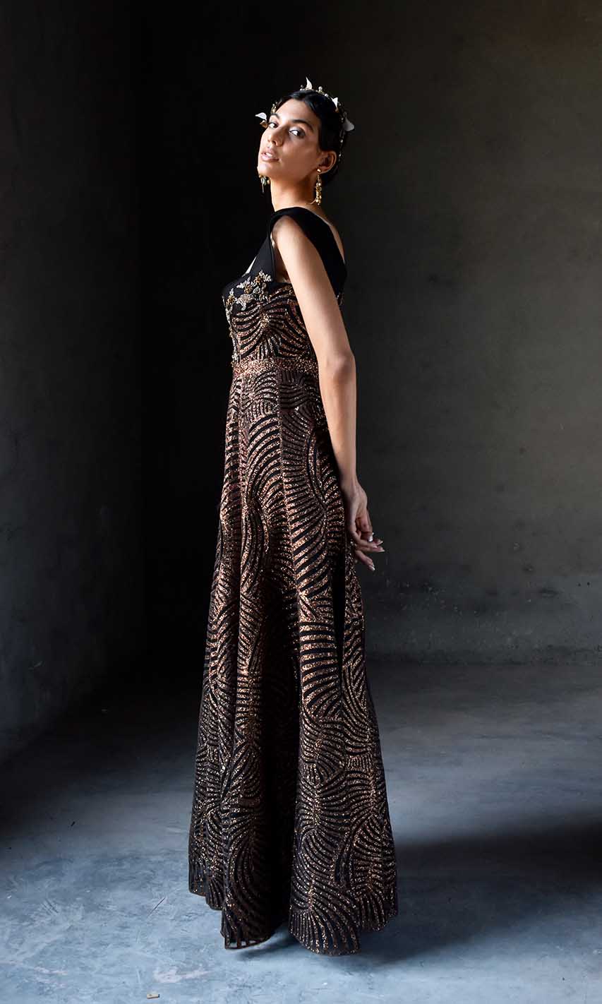 Gowns for women party wear