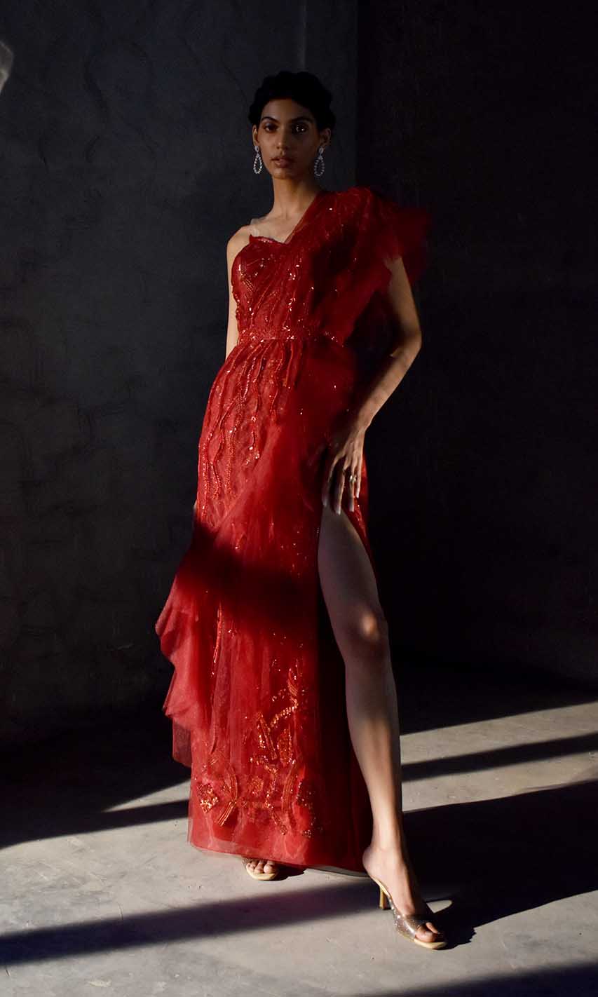 Gowns for women party wear