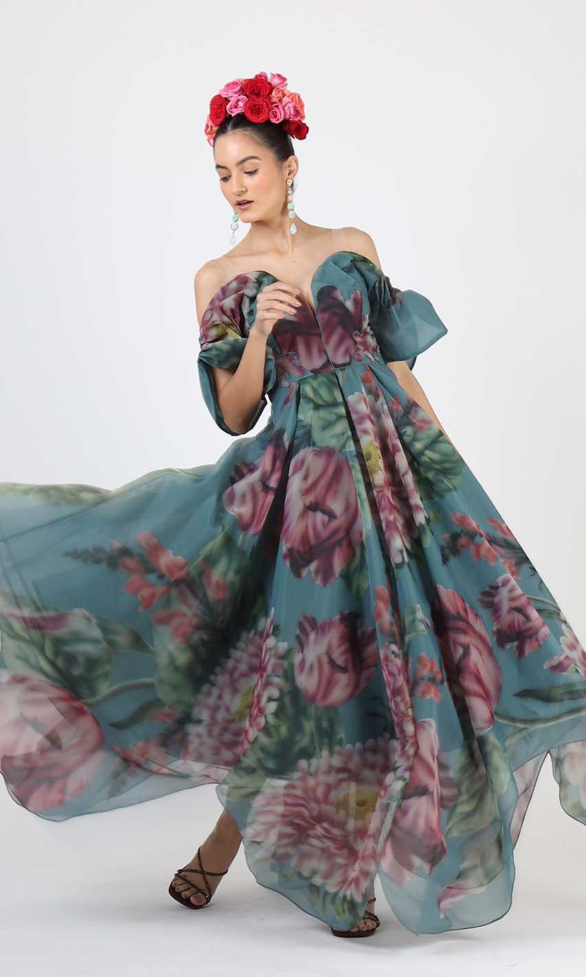 Daria Gown