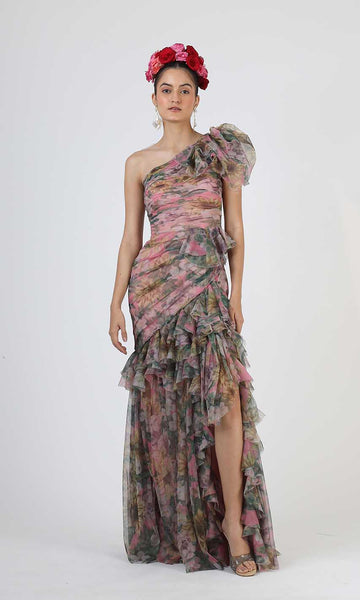 A Floral Rhapsody Geisha Designs by Paras and Shalini A Floral Rhapsody Geisha Designs by Paras and Shalini