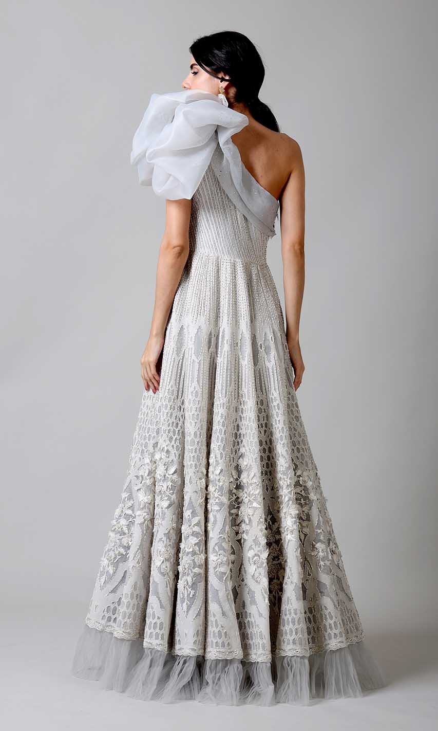 Gowns for women party wear
