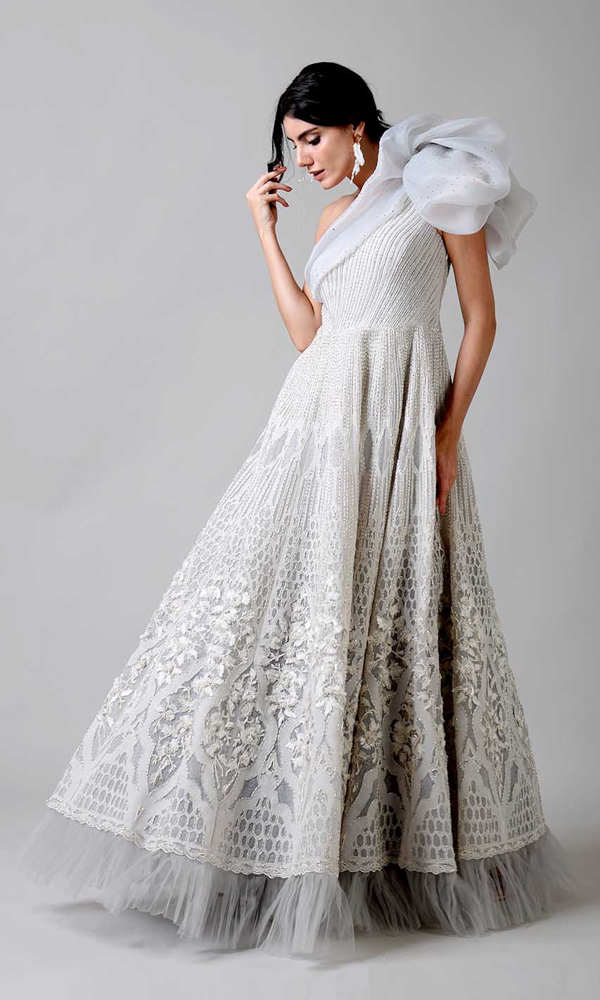 Gowns for women party wear